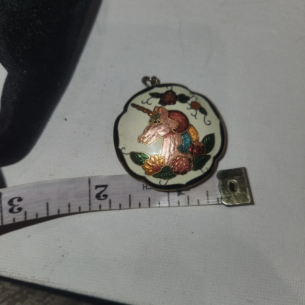 Vintage‎ Cloisonne Enamel Unicorn Pendant Floral Gold Tone Mythical Charm 1.5 In